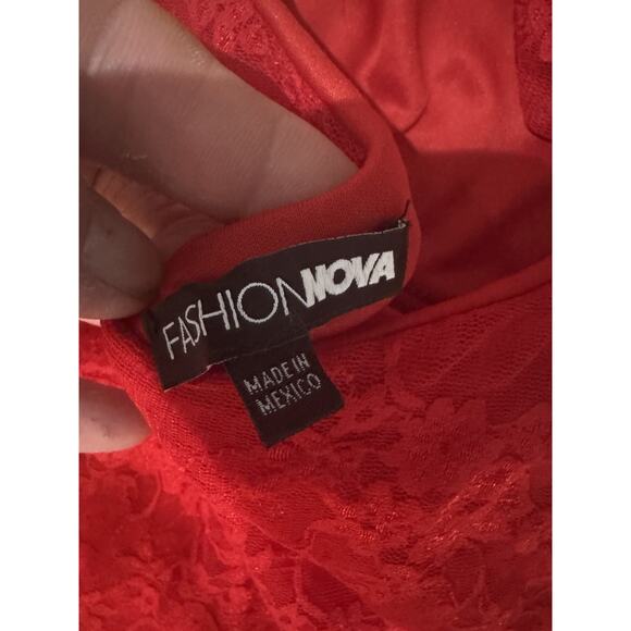 fashion nova dress - Picture 4 of 14